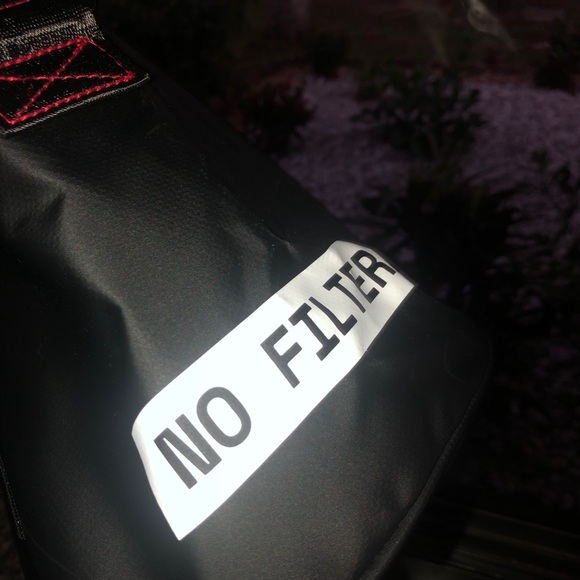 Rolling Stones VIP “No Filter” Cooler Bag - NWOT - Picture 2 of 3